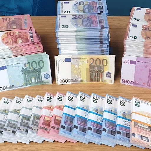 PINIGAI 20 000 - 50 000 BE UŽSTATO VERSLUI