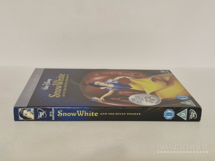Dvigubas DVD Walt Disney Snow White su viduje esančiais priedais