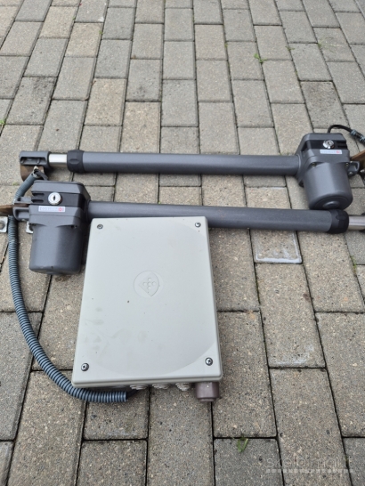 Kiemo vartų automatika