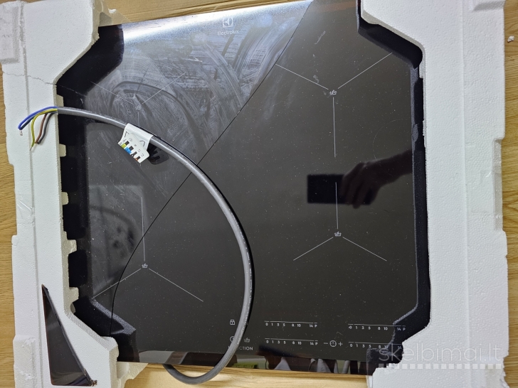 Kaitlente Electrolux EIS62443