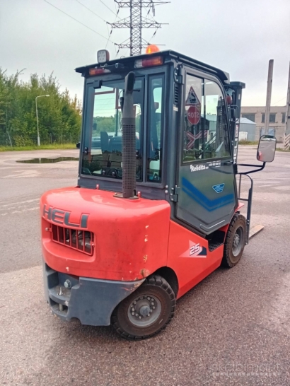 Heli šakinis krautuvas