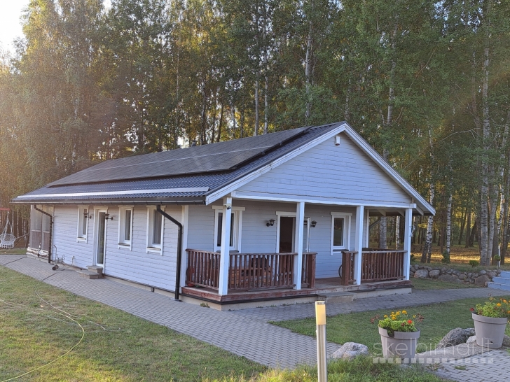 Išnuomojama sodyba medžių apsuptyje su 4 telkiniais ir 8 ha sklypu,