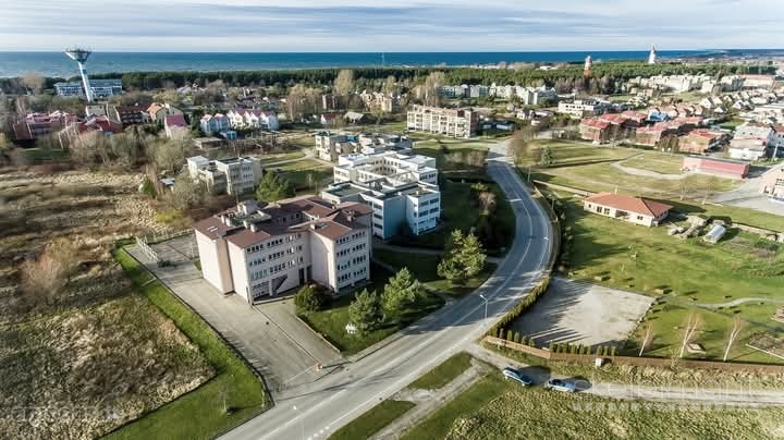 Parduodamas 24 kv.m. Butas 2 aukšte Šventojoje.