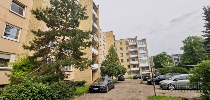 Išnuomojamas 2 kambarių butas Dainavos g. 8 Panevėžyje