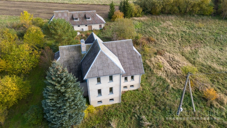 prie ,,Jotainių'' tvenkinio namas, Panevėžio r. sav., Jotainių k.