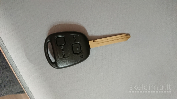 Toyota raktas (Corolla Yaris Avensis 1998+)