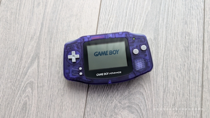 Nintendo Game Boy Advance AGB-001