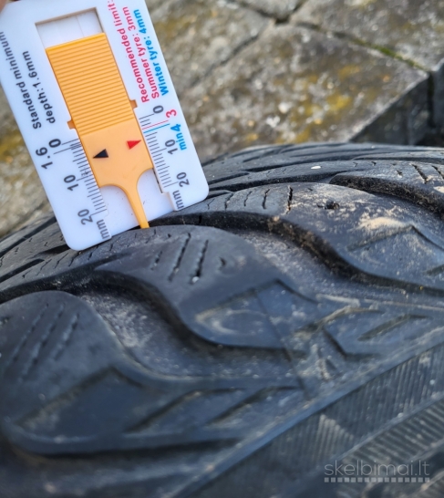 Žieminės Yokohama Ice padangos 195/65 R15 su VW diskais  geros būklės