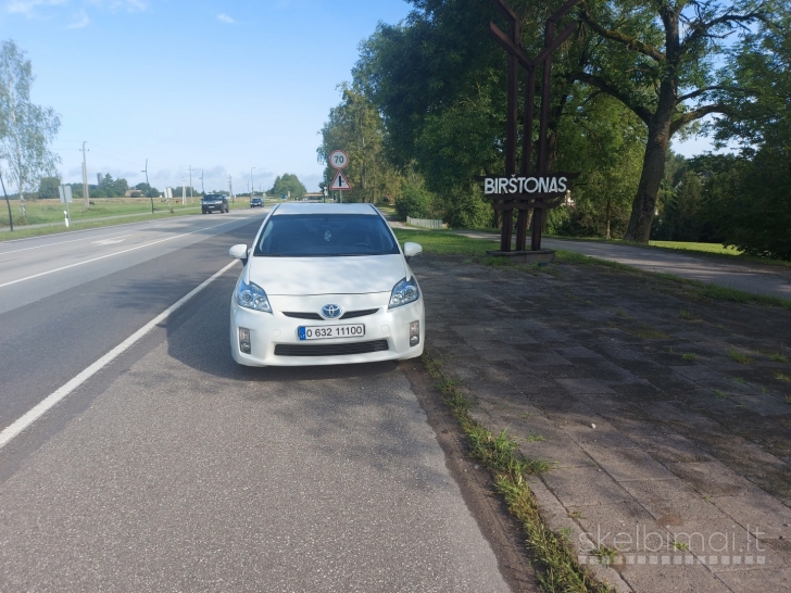 Пассажирские перевозки легковым автомобилем 24/7