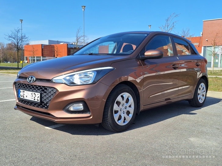 Hyundai i20 Active su garantija