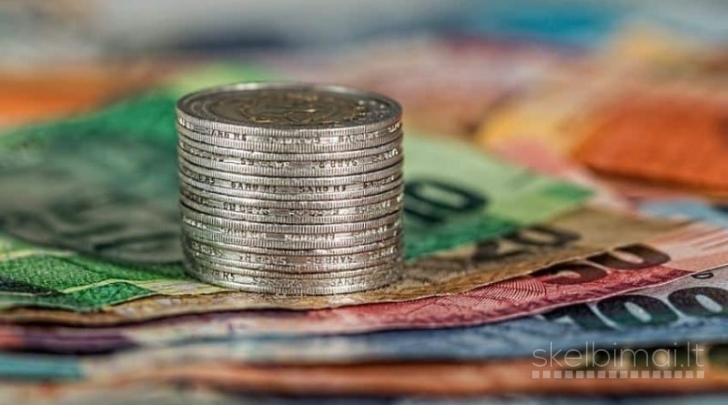 Financinės paslaugos be užstato 20000-50000eur, su užstatu -750 000eur.