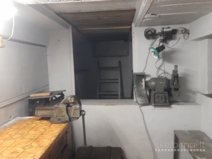 GARAŽO-DIRBTUVĖLIŲ NUOMA ISLANDIJOS pl., KAUNAS (elektra, vanduo, rūsys)