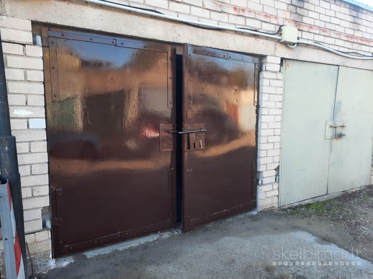 Atnaujinto GARAŽO su rūsiu NUOMA Chemijos 105, Kaunas. Tualetas, vanduo.