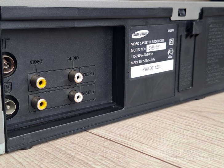 Samsung VHS kasečių grotuvas SVR-151