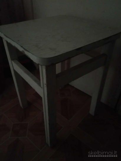 Kedes, taburetes,...
