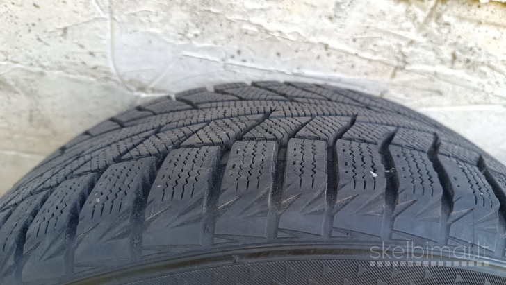 BMW originalūsratlankiai R17+Hankook Winter i*cept IZ2 