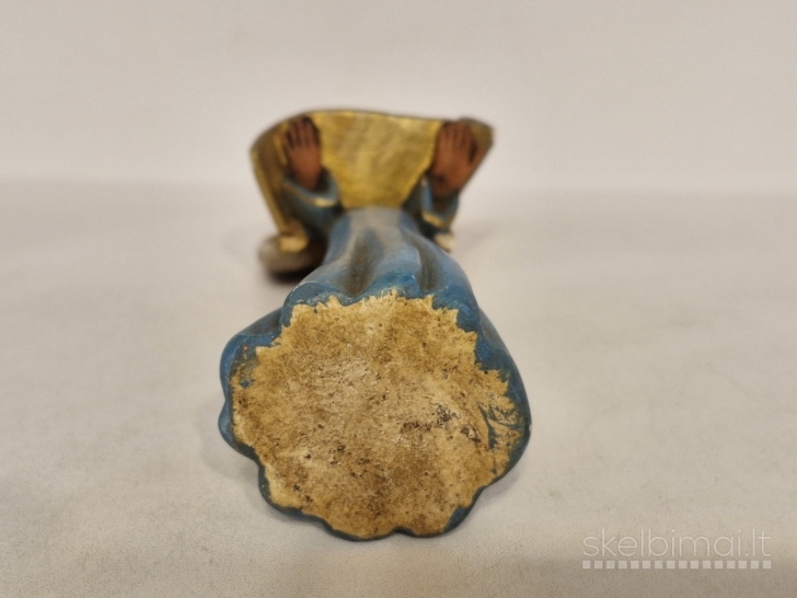 Rankų darbo angelo skulptūrelė su auksinias sparnais ~ 18cm.