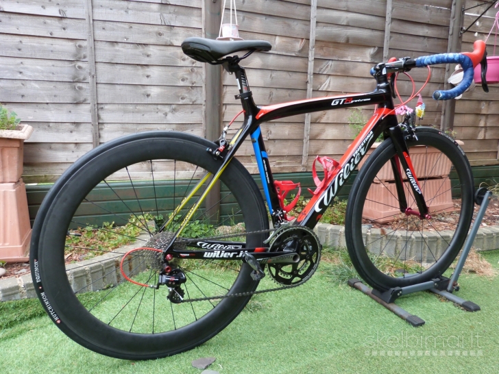 Wilier GTR Granturismo Colombia Team Carbon Road Bike.
