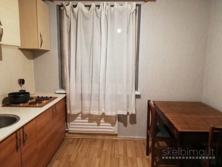  Nuomojamas šviesus 2 kambarių butas