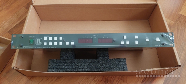 Naujas Kramer VP-4x4 VGA/XGA/Audio keitiklis