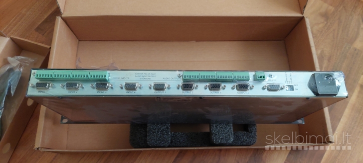 Naujas Kramer VP-4x4 VGA/XGA/Audio keitiklis