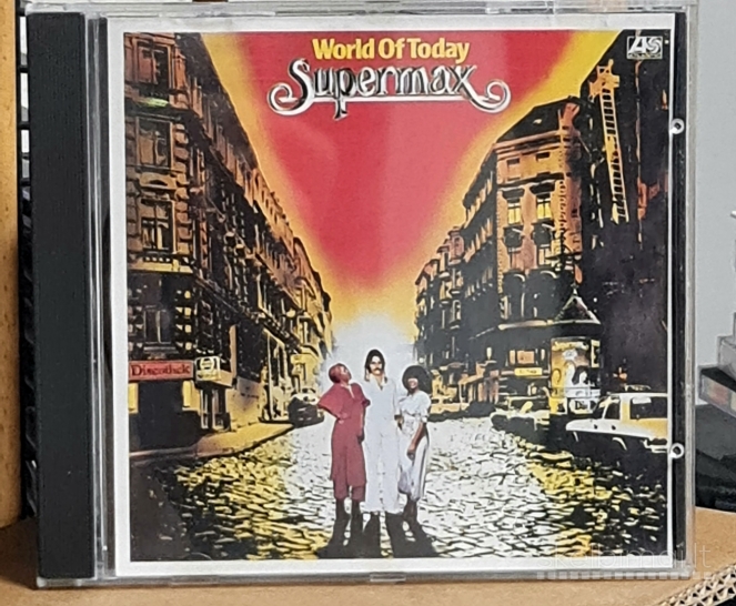 Sùpermax 1977