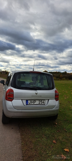 Parduodu l/a Renault 