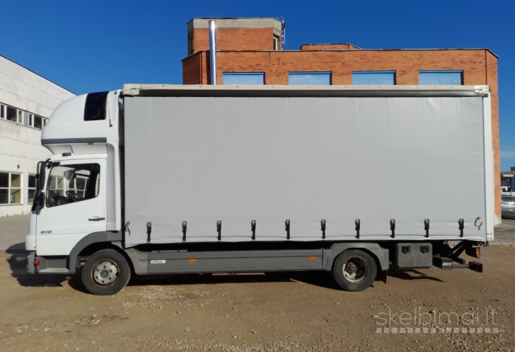 Mercedes atego 818