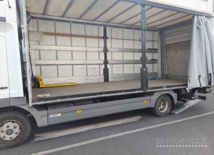 Mercedes atego 818