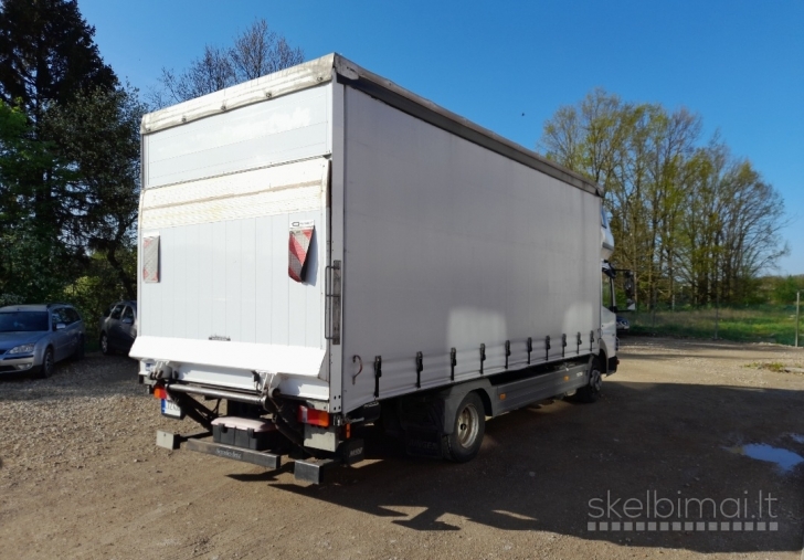 Mercedes atego 818