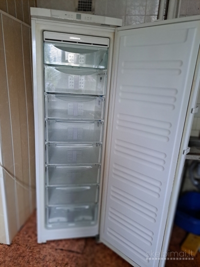 Parduodų šaldiklį