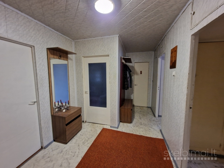 PARDUODAMAS 4 KAMBARIŲ BUTAS RASEINIUOSE