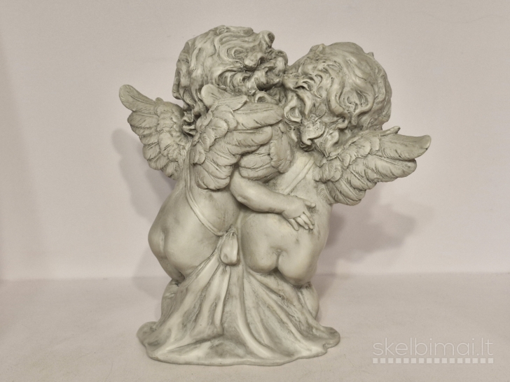 Du angeliukai (cherubinai) bučinio pozoje, dekoratyvinė figūra, 21,5cm