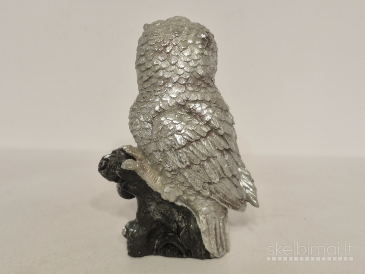 Sidabro spalvos pelėdos figūrelė apie 12cm.