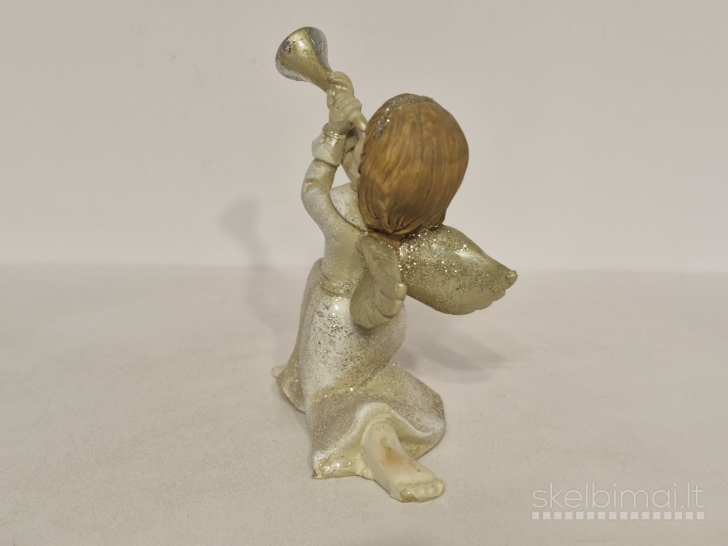Keraminis angeliukas su trimitėliu apie 12cm.