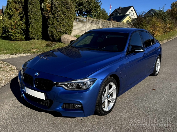 BMW 330e F30