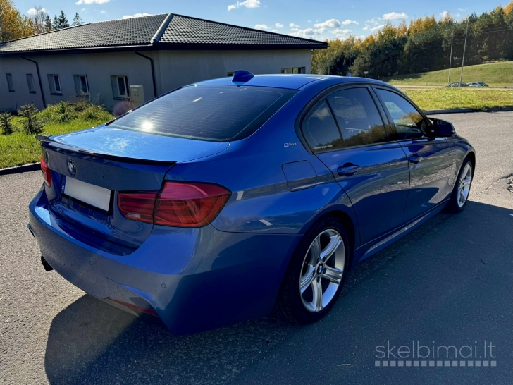 BMW 330e F30