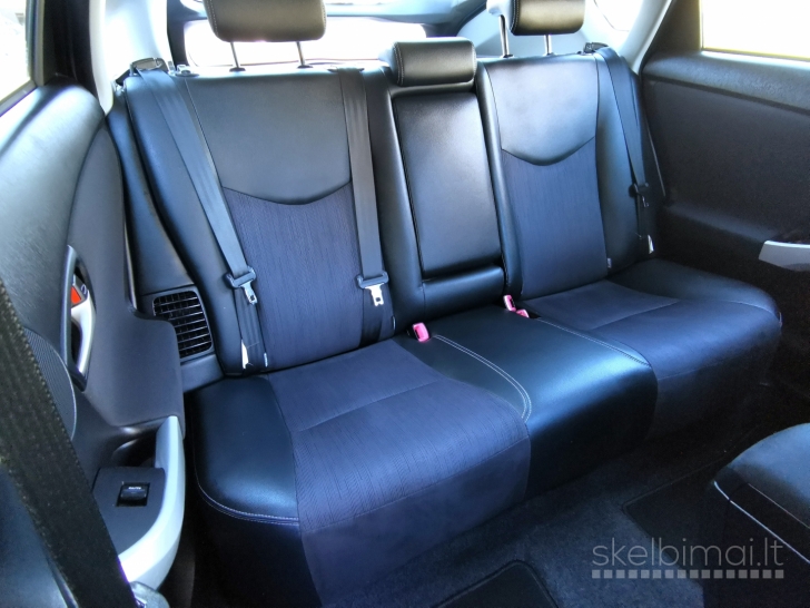 Toyota Prius III Plug In Hybrid