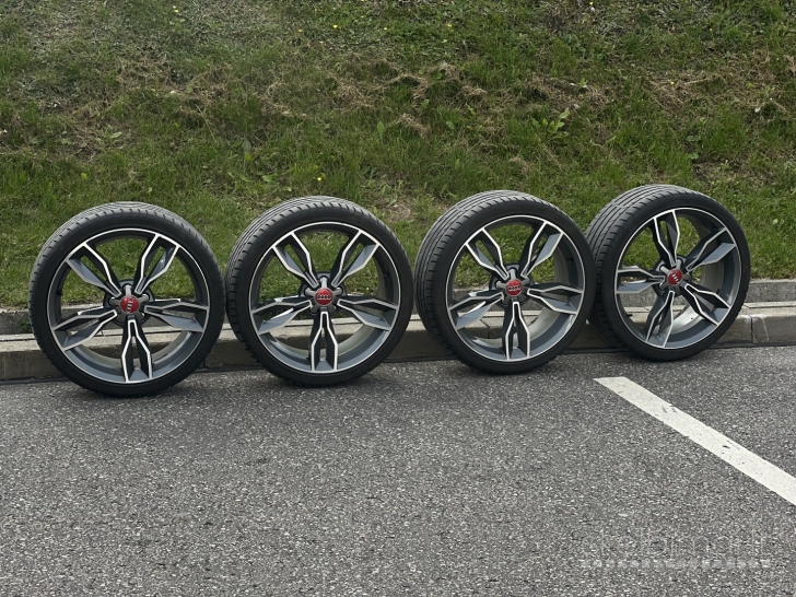 Originalūs Audi A1, S1 ratlankiai su padangomis