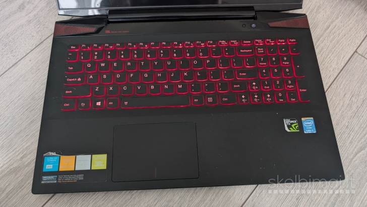 Lenovo Y50-70 / i7 4710hq / 8gb / Gtx 860m 4gb / 750GB HDD