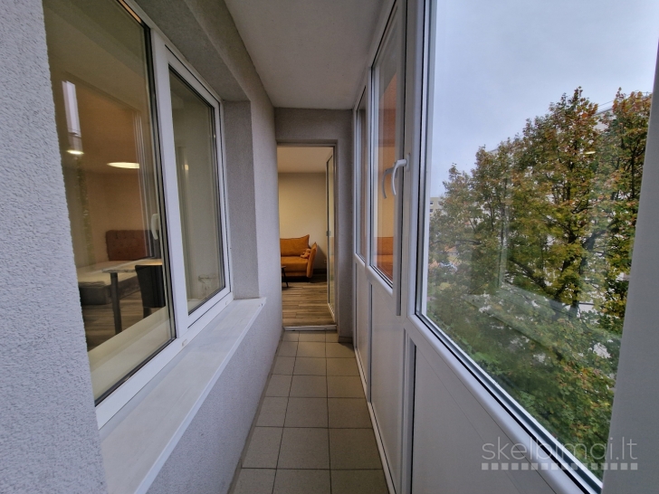 PARDUODAMAS 1 KAMBARIO BUTAS TAURAGĖJE