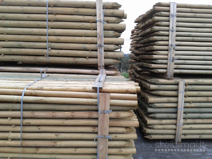 Tekinti mediniai kuolai