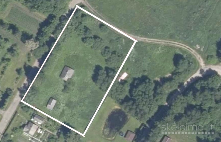 Jieznas senas rąstų namas didelis namų valdos sklypas