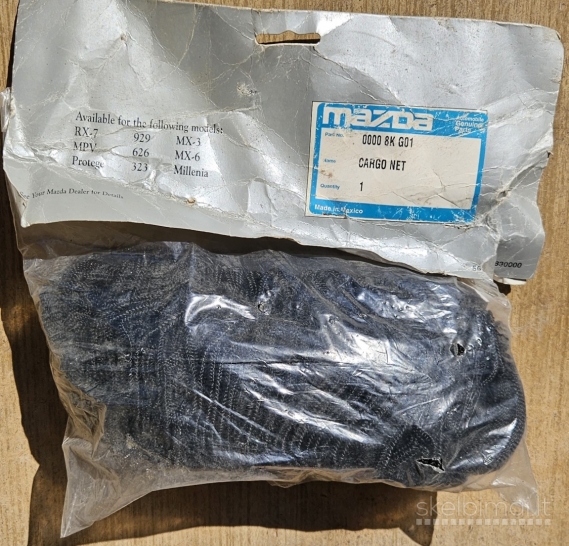 Mazda krovinio fiksvimo  tinklas 