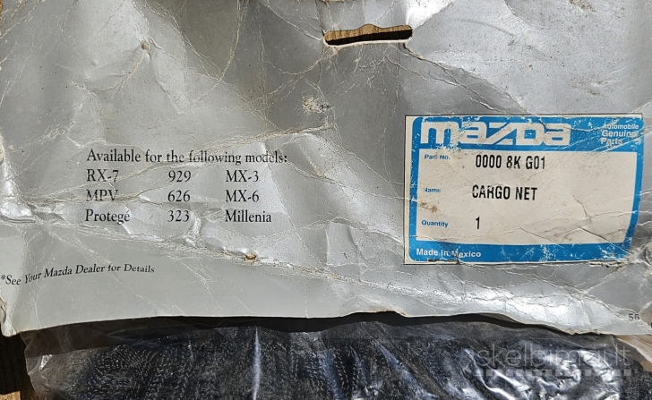 Mazda krovinio fiksvimo  tinklas 
