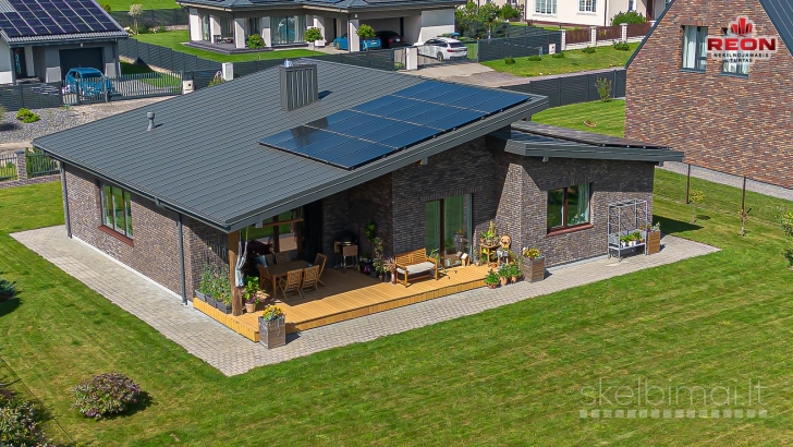 PARDUODAMAS VIENO AUKŠTO NAMAS  DIDELIAME SKLYPE, ITIN RAMIOJE VIETOJE, LEVIDON