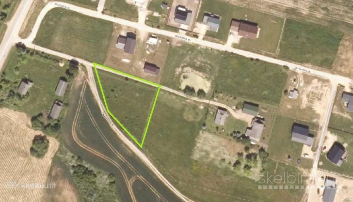 Kauno raj. Piliuona Užupiai naujas namų kvartalas gražioje vietoje