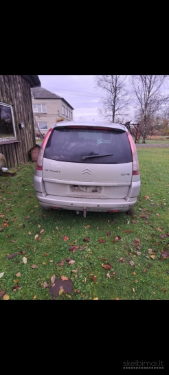 Parduodu Citroen C4 vienatūrį (Daužtas)