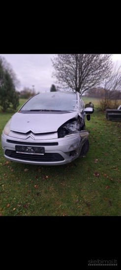 Parduodu Citroen C4 vienatūrį (Daužtas)