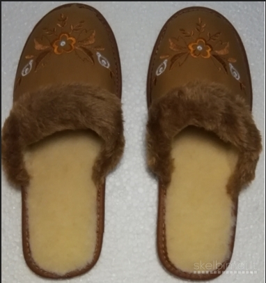 MOTERIŠKOS TAPKĖS,